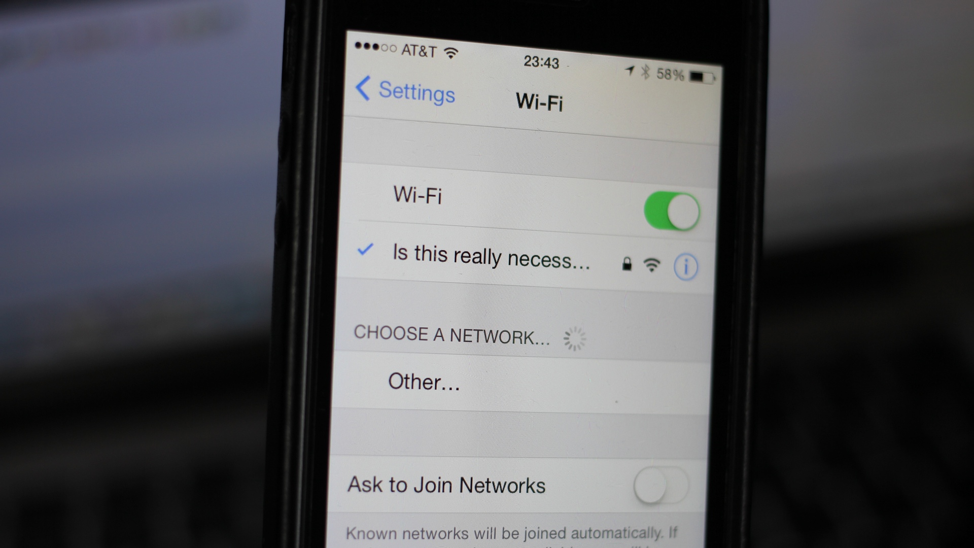 iOs 8 on iPhone Wi-Fi Scanning